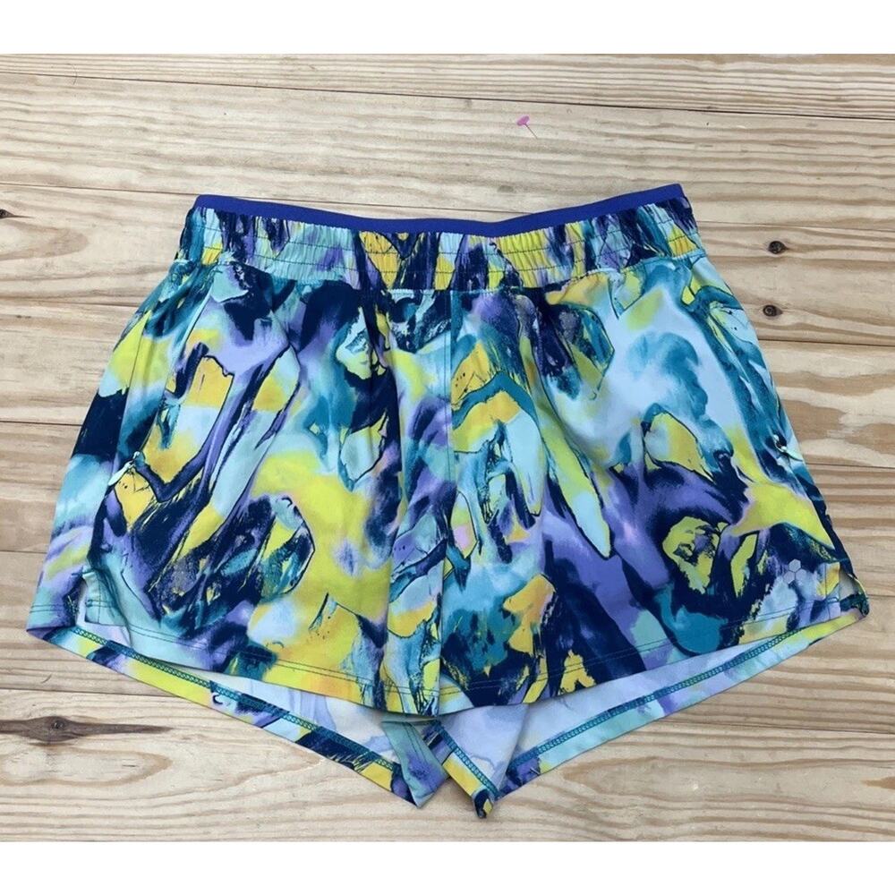 Womens Tek Gear Workout Shorts Mid Rise Polyester S Green Pockets Wicking